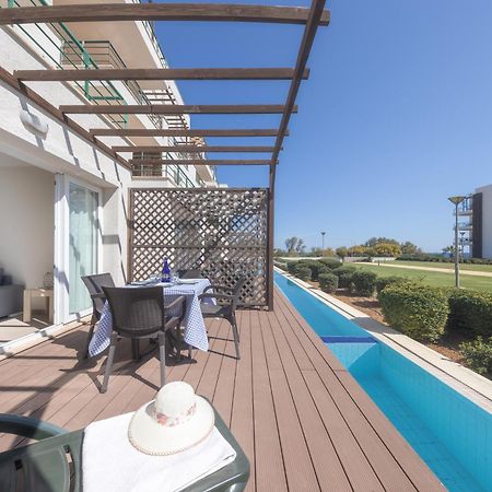 Thalassa Beach Family & Waterpark Resort Vokolidha Екстериор снимка