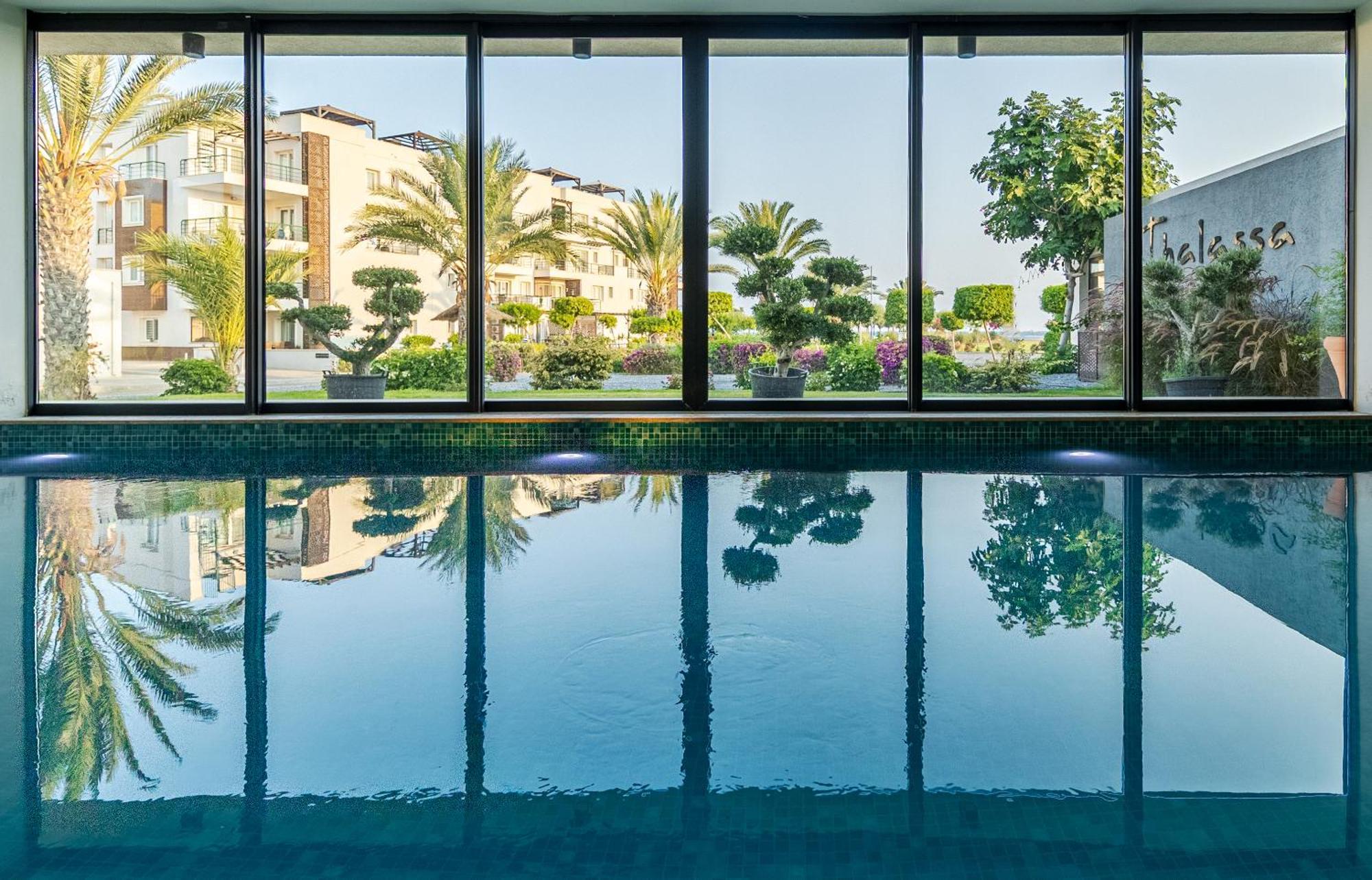 Thalassa Beach Family & Waterpark Resort Vokolidha Екстериор снимка